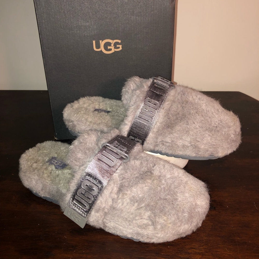 UGG Fluff it slip on slipper shoes